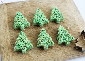 Christmas Tree Rice Krispies Treat Pops