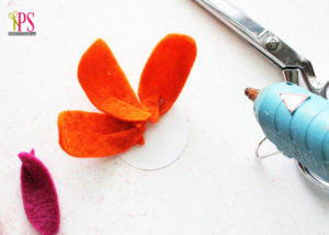 DIY Felt Flowers :: PositivelySplendid.com