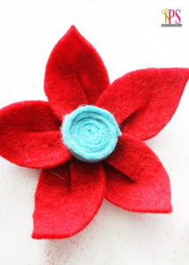 DIY Felt Flowers :: PositivelySplendid.com