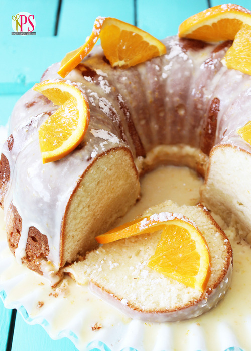 Lemon Sour Cream Mini Bundt Cakes - Positively Splendid {Crafts, Sewing,  Recipes and Home Decor}