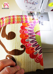 Quick-and-Easy DIY Table Runner :: PositivelySplendid.com