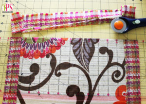 Quick-and-Easy DIY Table Runner :: PositivelySplendid.com
