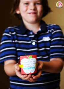Apple Teacher Gift with Free Printable Gift Tag at PositivelySplendid.com