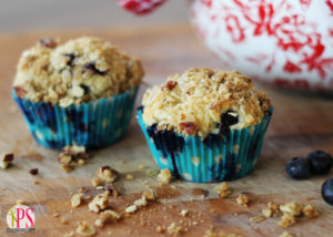Blueberry Muffins with Oat-Pecan Streusel Recipe at PositivelySplendid.com
