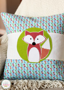Adorable fox applique design with free templates from Positively Splendid.