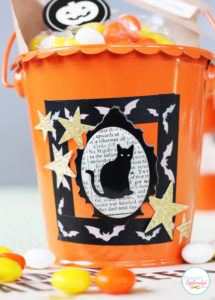 These Halloween treat buckets at Positively Splendid can be made in minutes! So perfect for class parties, neighbor gifts, and more!