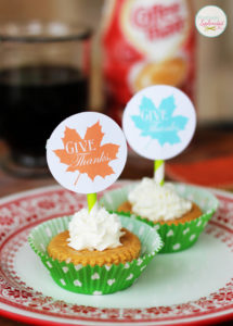 Vanilla-Spice Whipped Cream Recipe and Free Thanksgiving Dessert Topper Printables #CMcantwaitCGC
