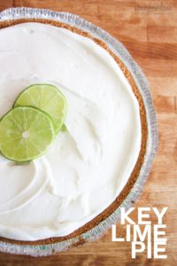 Delicious key lime pie recipe from Honeybear Lane for Positively Splendid. Perfect for holiday gatherings! #swellnoel #desserts
