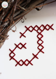 This giant cross stitch wall art at Positively Splendid is so fun, and it would be perfect for any season!