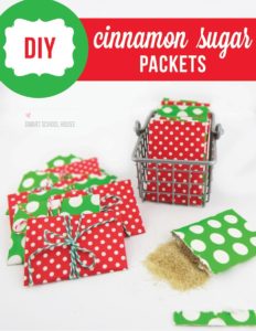 Homemade cinnamon-sugar packets. What a fun idea to tuck inside holiday gifts!