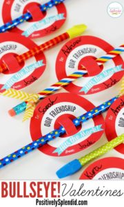 Adorable! Bullseye valentines with free printables. A great candy-free classroom treat idea!