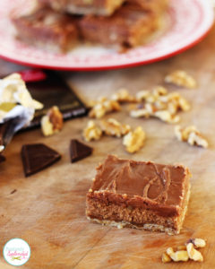 These triple-layer brownie bars look downright decadent! Yum!