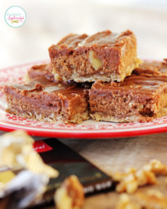 These triple-layer brownie bars look downright decadent! Yum!