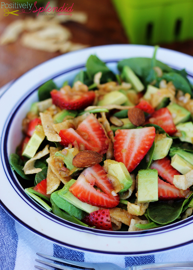 Asian strawberry spinach salad. So fresh and delicious!