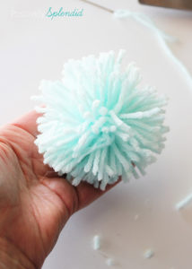 A super simple tutorial for how to make pom poms. No special tools needed!