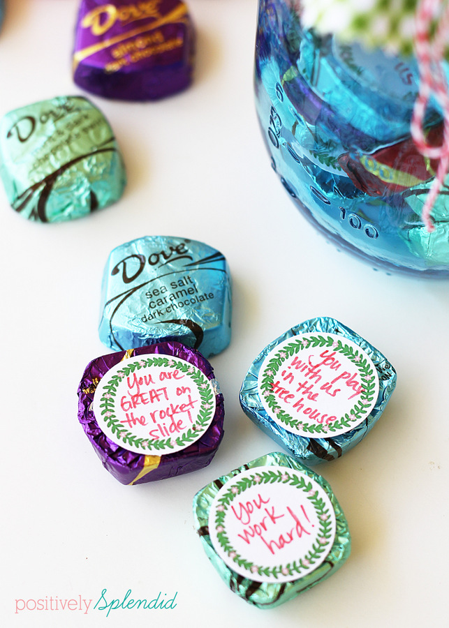 Use these free tags to write special notes of appreciation to Mom and affix to Dove chocolates. Package in a pretty Mason jar. What a great idea! #SharetheDOVE