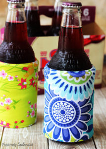 How fun are these DIY koozies made with cute fabrics? Perfect for summer!