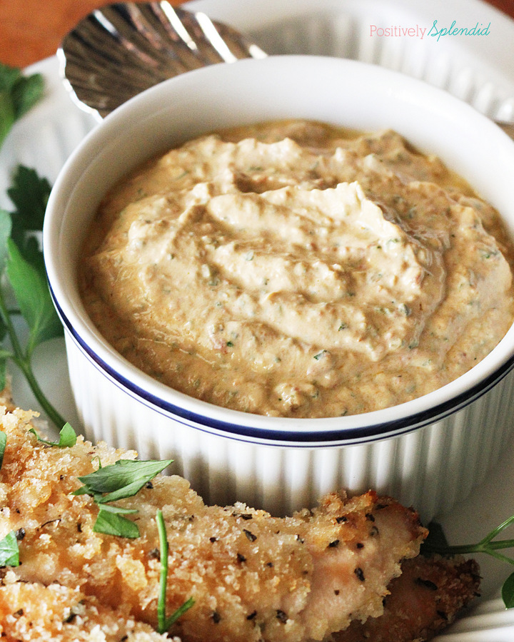 Creamy Greek Yogurt and Pesto Dip. Easy, healthy and delicious!