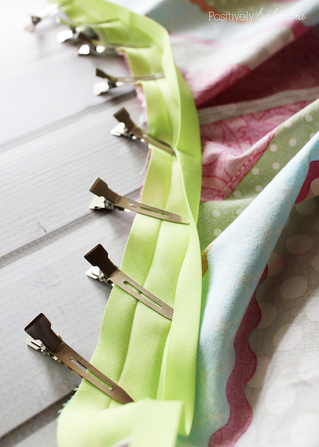 Use hair clips instead of pins when sewing bias tape. Brilliant!