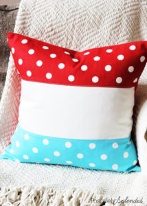 Patriotic color block pillow. These are so great for using all summer long! #ultimateredwhiteandblue