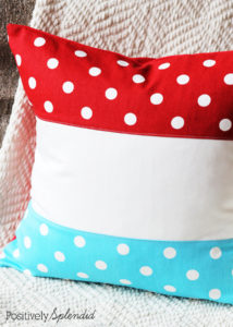 Patriotic color block pillow. These are so great for using all summer long! #ultimateredwhiteandblue