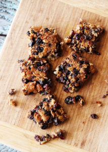 Delicious, chewy granola bars that contain ONLY wholesome, easy-to-pronounce ingredients! Yum!
