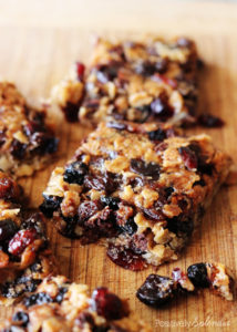 Delicious, chewy granola bars that contain ONLY wholesome, easy-to-pronounce ingredients! Yum!