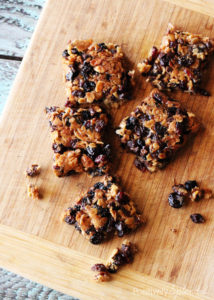 Delicious, chewy granola bars that contain ONLY wholesome, easy-to-pronounce ingredients! Yum!