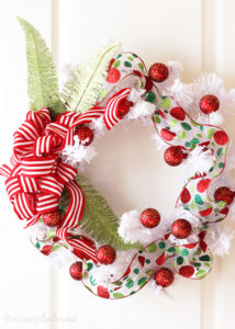 DIY Christmas Wreath at Positively Splendid
