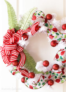 DIY Christmas Wreath at Positively Splendid