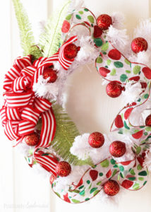 DIY Christmas Wreath at Positively Splendid