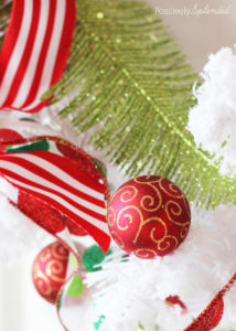 DIY Christmas Wreath at Positively Splendid