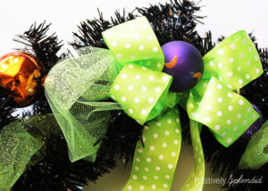Easy Halloween ornament wreath by Positively Splendid