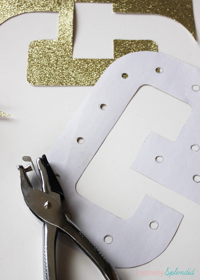 The EASIEST way to make DIY marquee letters! #MichaelsMakers