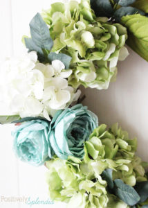 Floral Spring Wreath at Positively Splendid #MichaelsMakers