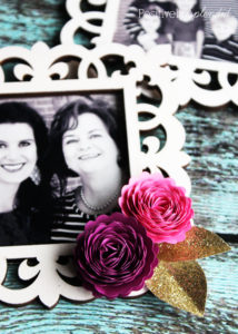 Handmade photo frame magnets. #michaelsmakers