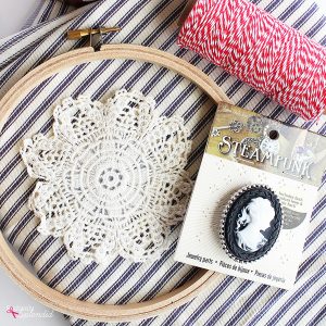 Cameo Embroidery Hoop Art - Such a fun and easy craft project!