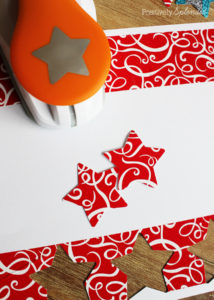 Glittered Star Garland - Perfect for July 4th! #MakeAmazing