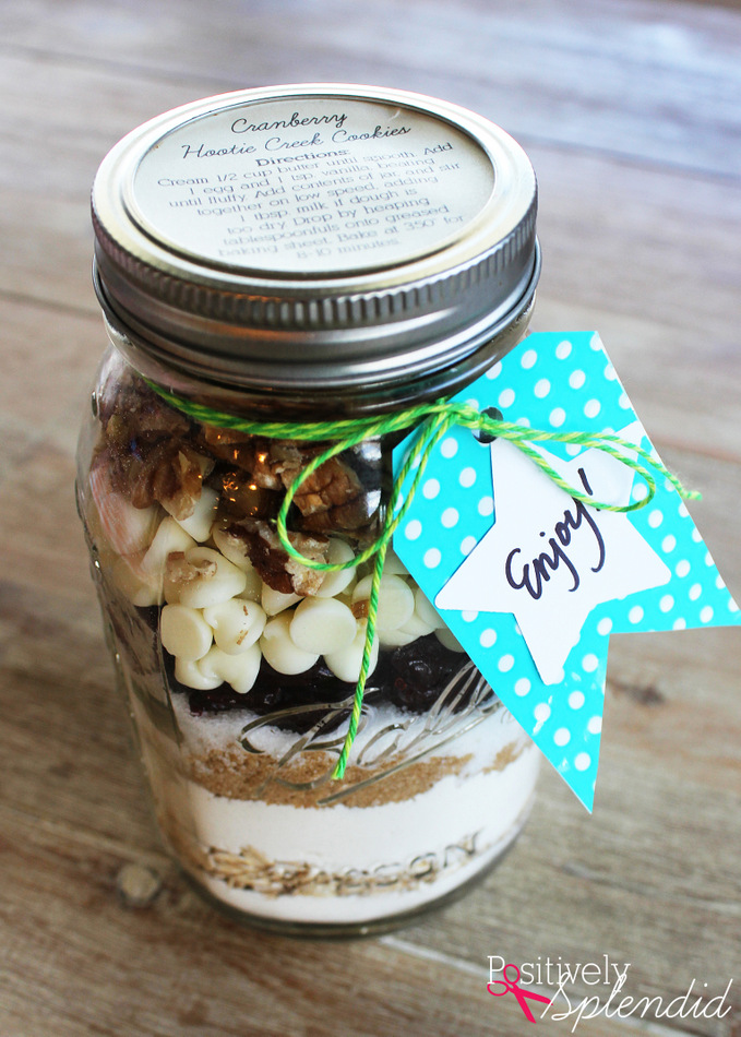 Cranberry White Chocolate Jar Cookie Mix Gift Idea #MakeAmazing