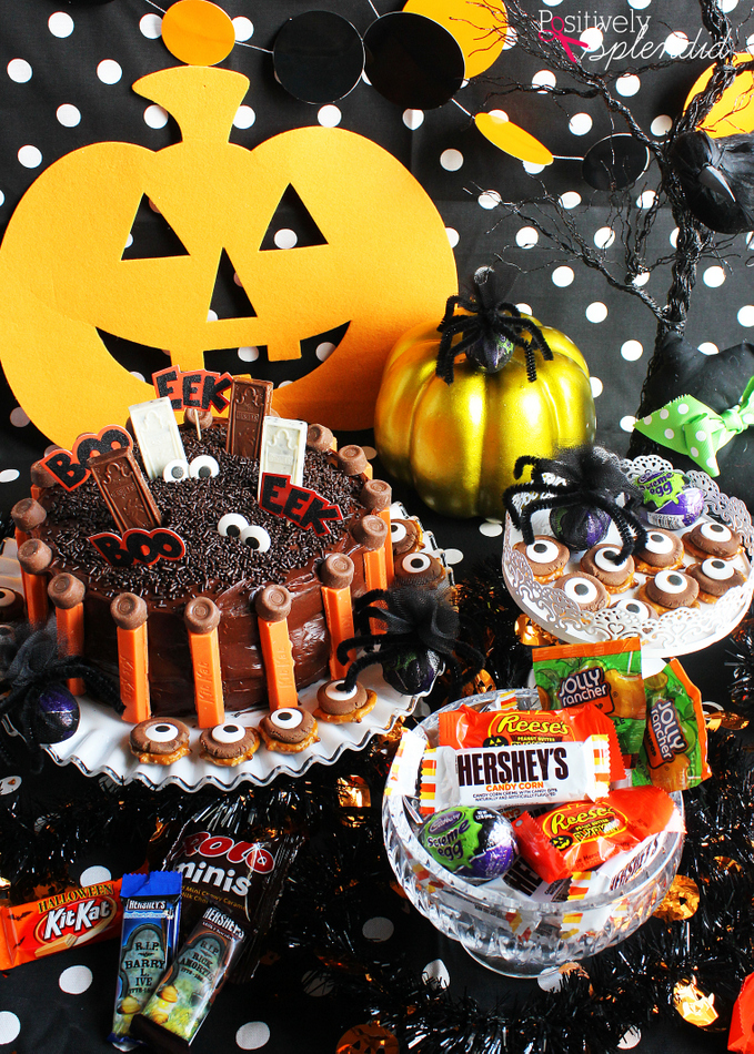 Easy and Fun Kids' Halloween Party Ideas #HersheysHalloween