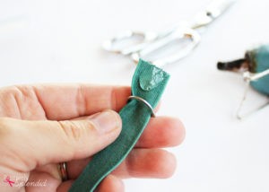 How to make DIY elastic suspenders #MichaelsMakers