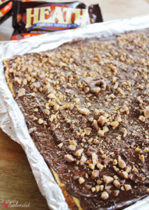 Dark Chocolate Toffee Bark Recipe--made with saltine crackers, believe it or not! #NewTraditions