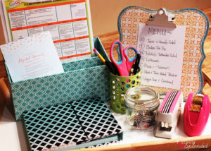 Busy Parent Command Center - Great idea for staying organized with kids! #MichaelsMakers