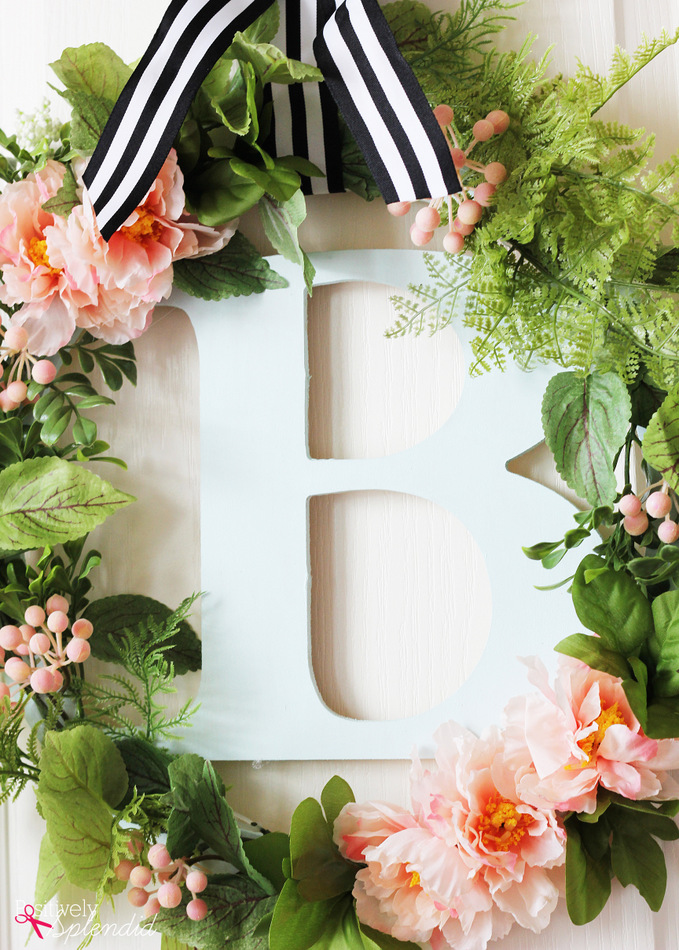 Botanical Spring Wreath by Positively Splendid. So pretty, and really simple to make! #MichaelsMakers
