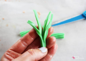 Adorable carrot Rice Krispies treats are perfect for Easter! Great for making with kids.