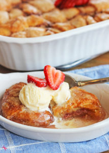 Strawberry dumpling recipe at Positively Splendid. So perfect for spring! #HEBMoms