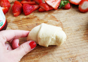 Strawberry dumpling recipe at Positively Splendid. So perfect for spring! #HEBMoms