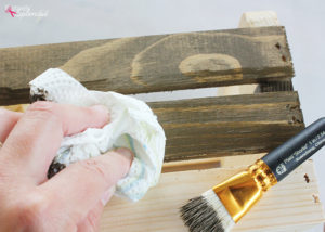 FolkArt Painted Finishes Barnwood Paint and Wax #plaidcreators