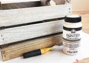 FolkArt Painted Finishes Barnwood Paint and Wax #plaidcreators