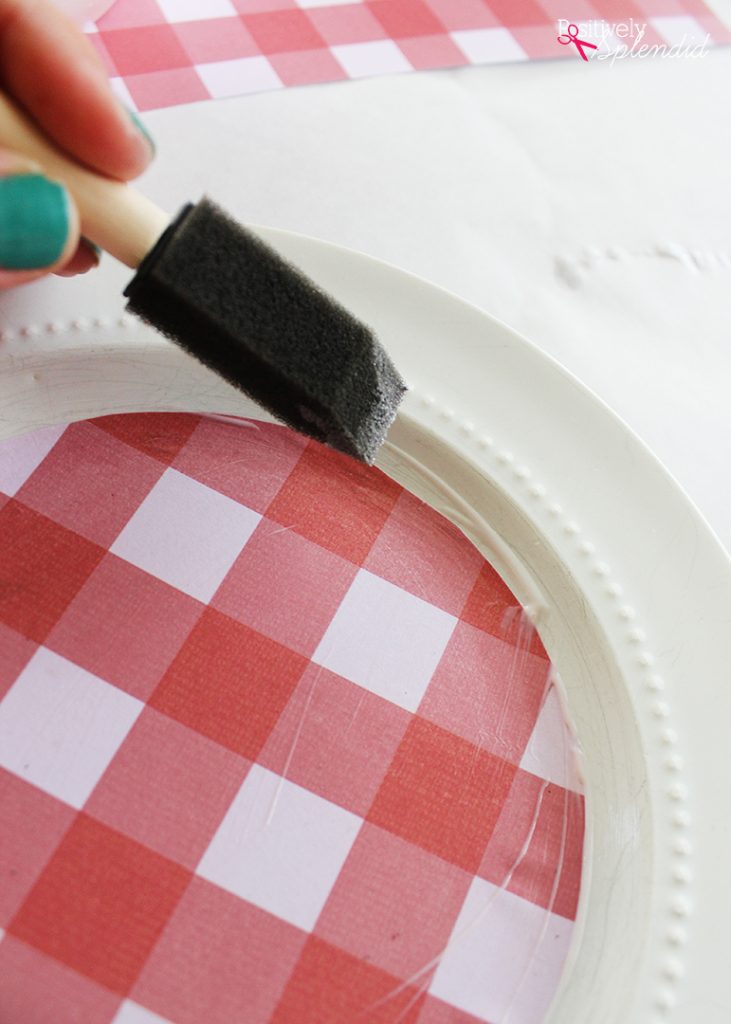 Use Dishwasher-Safe Mod Podge to spruce up worn dishes! #plaidcreators